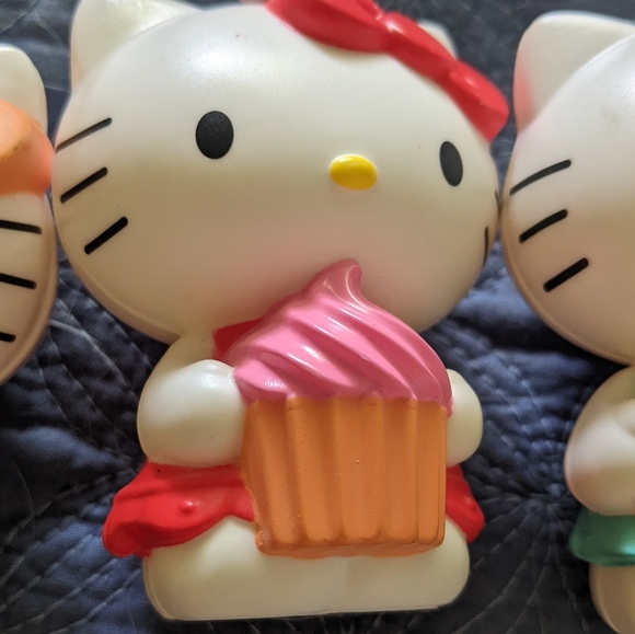 Hello kitty pez limited edition Set With 4 Ornament Boxes.One Pez Missing. - Picture 16 of 16